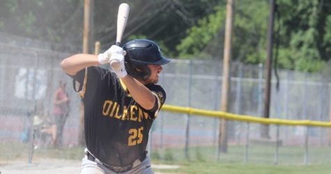 Six-Run Fifth Helps Oilmen Snap Skid, Down Panthers