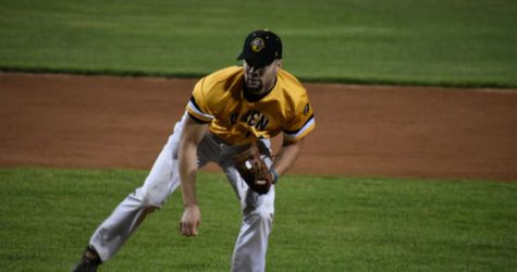 Oilmen Move Closer to Playoffs After Splitting Doubleheader Against Vikings