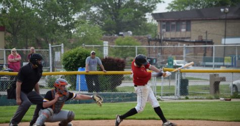 Schroeder’s Big Day at the Plate Carries Vikings to Walk off, Seventh Straight Victory
