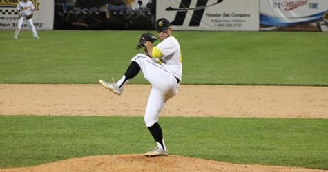 Oilmen Season Comes to a Close with Tightly Contested Loss to Hounds