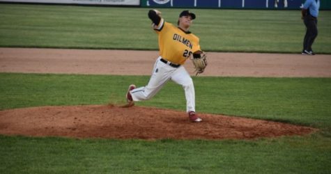 Iwinski Tosses Gem, Oilmen Bounce Back with Sound Victory Over Minutemen