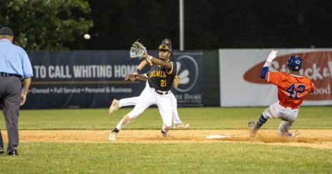 Youth, Experience Shine as Oilmen Down Giants