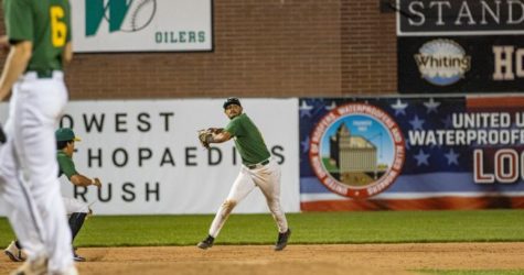 Generals Split Doubleheader Against Corn Dogs