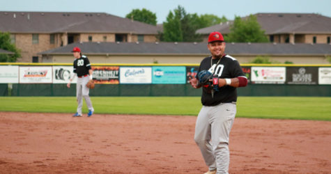 Vikings Lose Lead Late, Fall To Oilmen