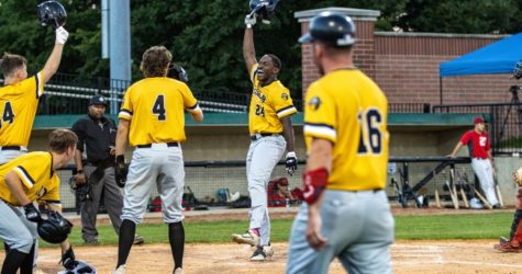 Baker Delivers Go-Ahead Grand Slam as Oilmen Advance to NL Championship Series