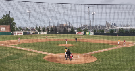 Vikings Ride Strong Start From Vlcek, Long Balls to Victory Over Oilmen