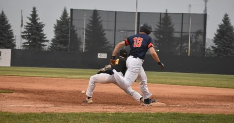 Panthers Lose Back and Forth Battle to Oilmen